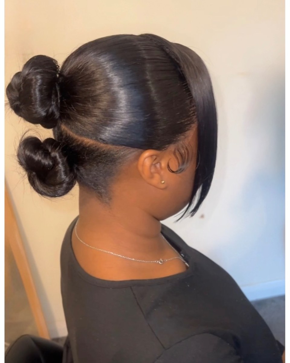 Frontal ponytails and buns hairstyle